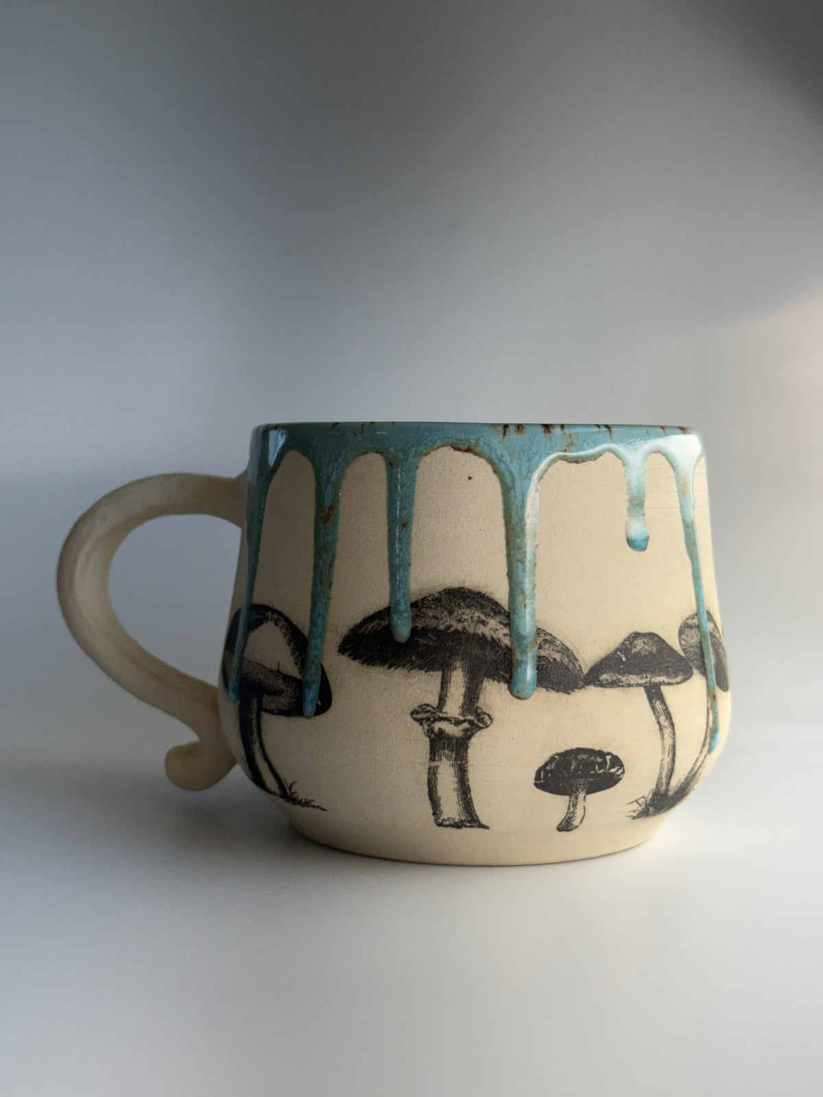 Mushroom Mug Rounded Blue