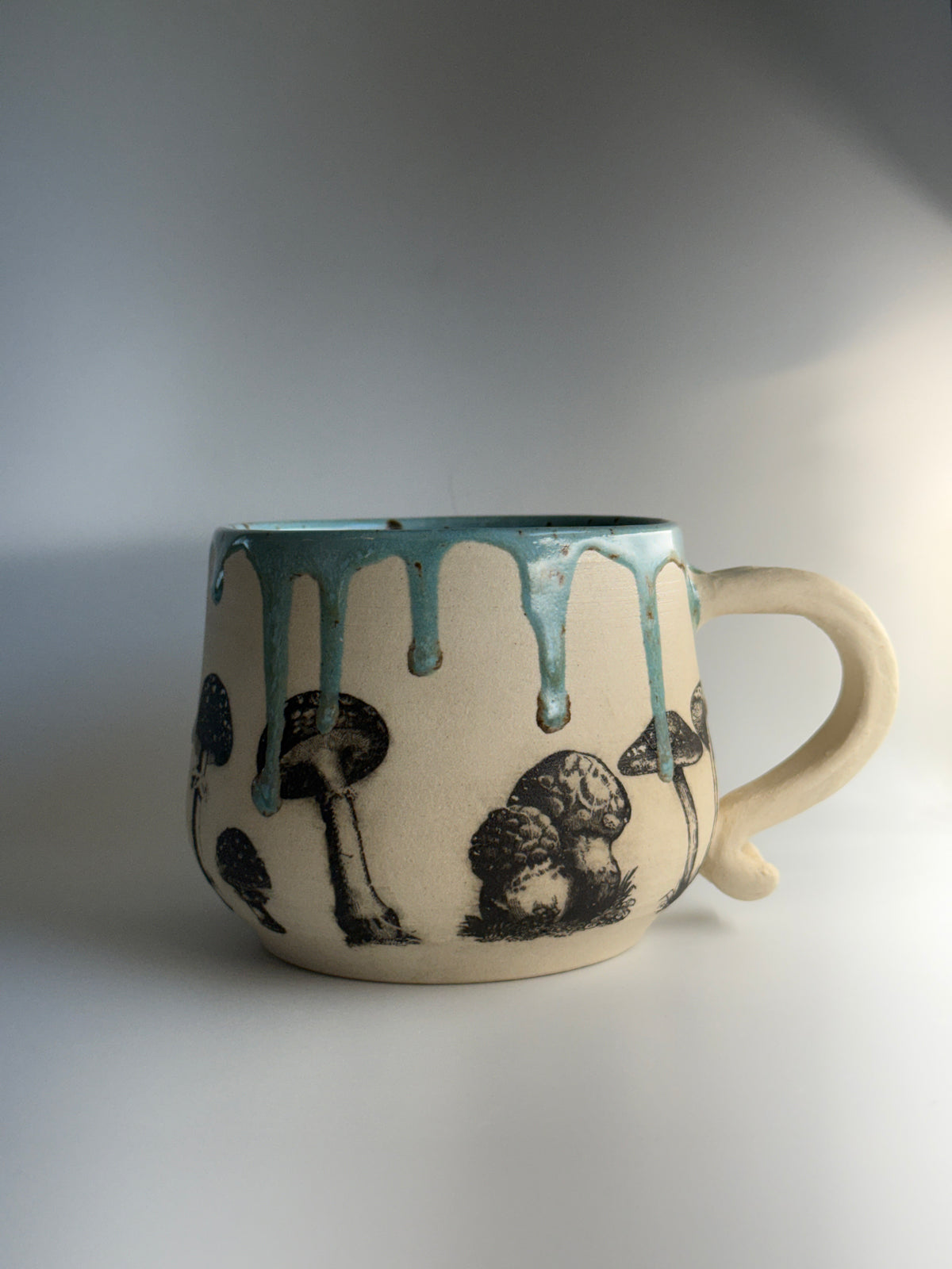 Mushroom Mug Rounded Blue