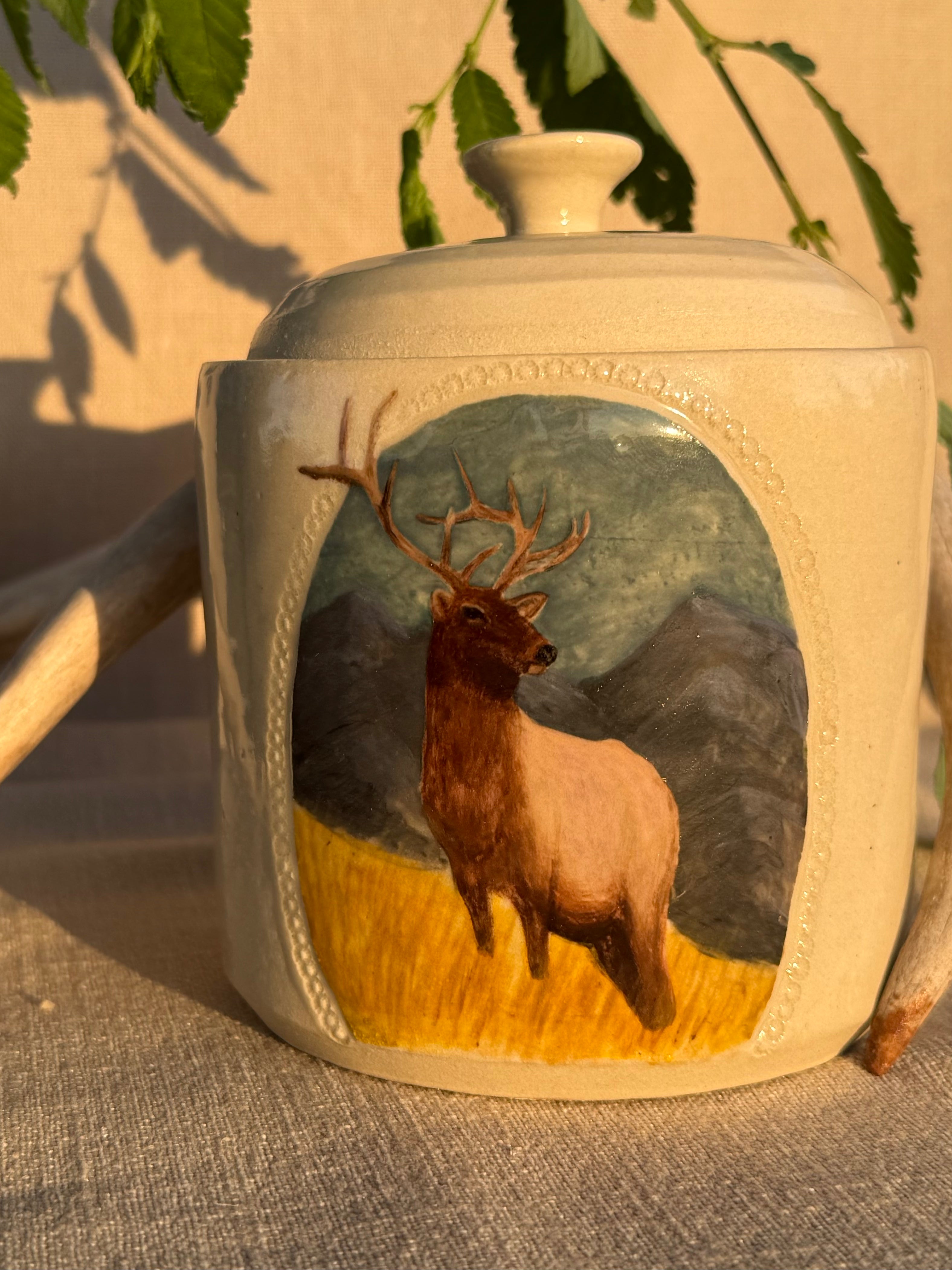 Elk Jar