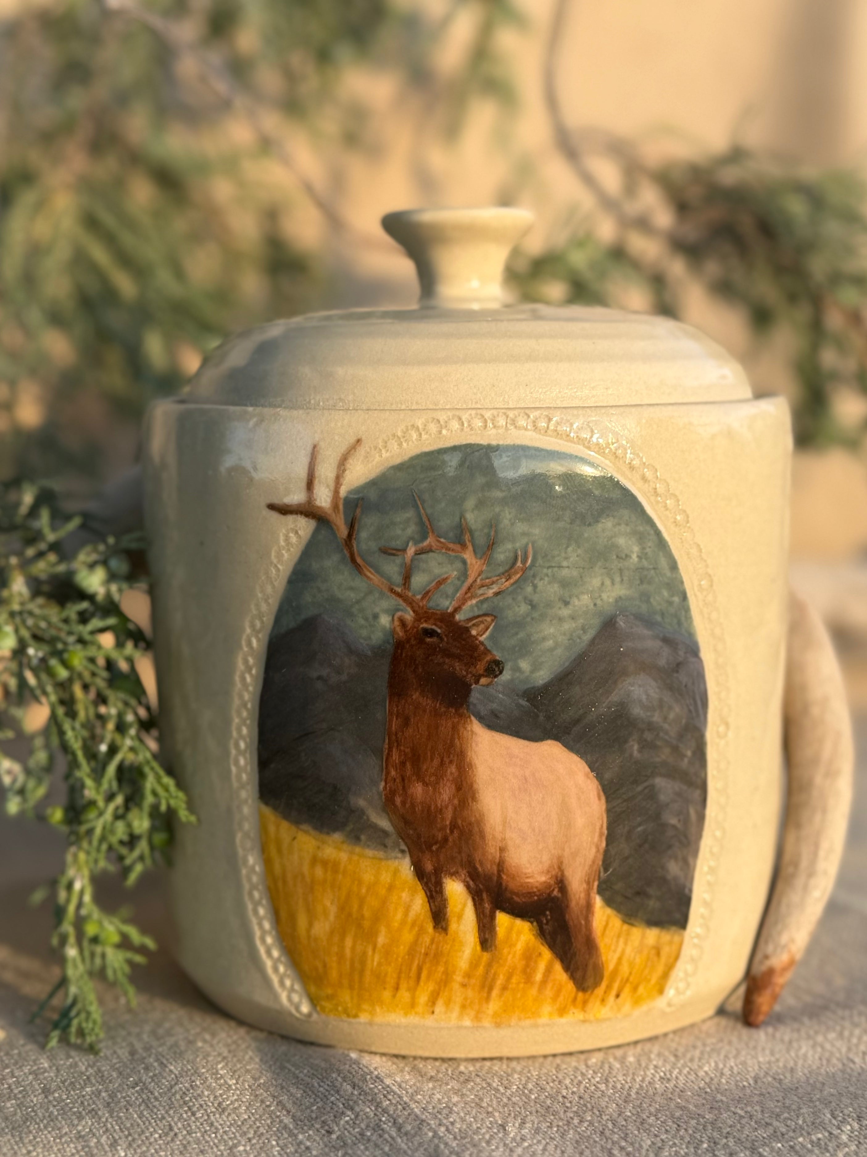 Elk Jar