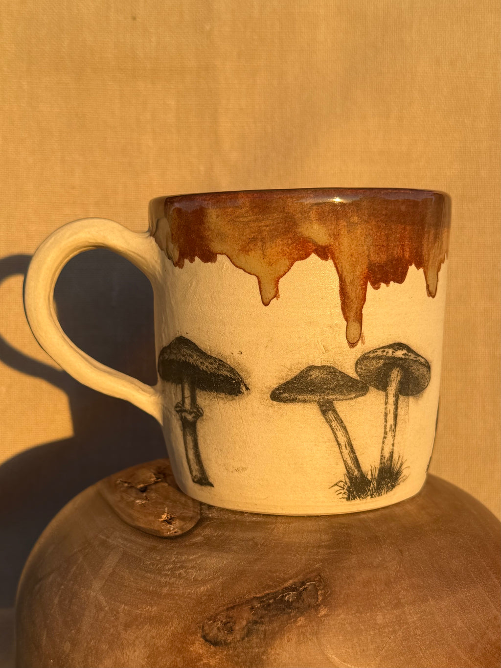Sale: Mushroom Mug with Reddish Brown Glaze